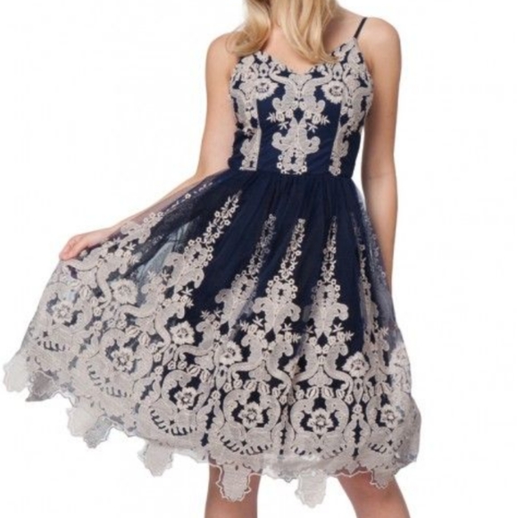 Chi Chi Paloma Dress - ASOS - Size UK 14 - Picture 5 of 6